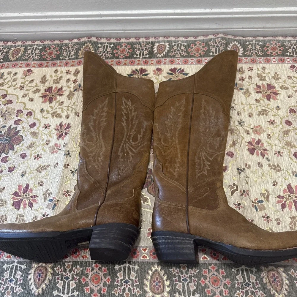 Ariat Riding Knee Boot w Western DetailMurrieta Soft Distressed‎ Brown New 6.5B